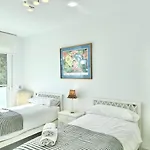 Center Of Marbella - Eaw Homes