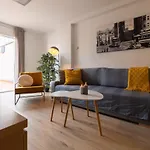 Apartamento con gran patio y excelente ubicación!