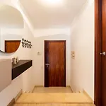 Apartamento con gran patio y excelente ubicación!