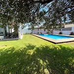Villa With Private Pool & Garden