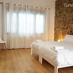 Apartamento Llerandi 2A - Con Terraza Y Totalmente Reformado En Un Edificio Historico