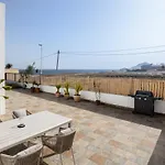 Villa Arizona - 3-Bedroom House By The Sea