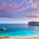 Holiday Home del Sol - JAV612