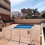 Elegante Piso Con Terraza, Garaje, Piscina Y Ac