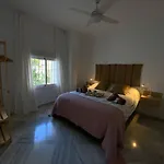 Apartamento En Calle Ancha, En Pleno Centro