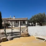 Casa Rural Alzabara con Piscina Privada