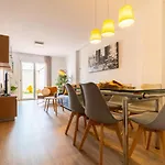 Apartamento con gran patio y excelente ubicación!