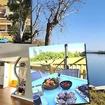 Superbe Appartement Terrasse Entierement Renove Au Bord De L\'Ebre