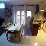 Cool Breeze Apartment
