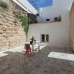 La Fuente De La Casona