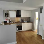 Superbe Appartement Terrasse Entierement Renove Au Bord De L\'Ebre