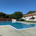 Urbanizacion Con Piscina Arnelas Sanxenxo