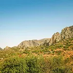 3 Bedroom Stunning Home In Alora-El Chorro