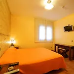 Hostal Rural El Tejar