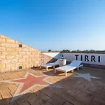Villa Luxury Rock Tirri