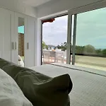 Apartamento Puerta De Comillas