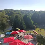 La Casa De Famelga