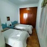 Acogedora Casa De Pueblo