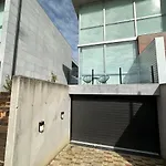 Oktheway Perbes House