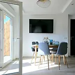 Mirador Holiday Home