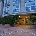 Apartamento con Terraza y Piscina, Baiona