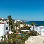 Sea View - Ultra Modern - Roof Terrace- Front Line