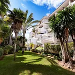 Nuevo y lujoso apartamento en Marbella Centro a pie de playa 625