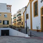 Azvalia - La Estacion, Piscina Y Junto A La Renfe