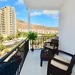 Anna Beautiful Apartment In The First Oceanline In Los Cristianos.