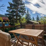 La Roca Nevada Con Terraza