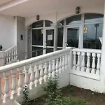 Apartamentos Laguna Beach 2