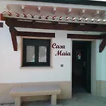 Hostel & Rooms Casa Maia