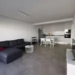 Magnifico Apartamento Nuevo En 1ª Linea De Playa