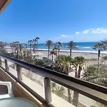 Estepona, apartamento en primera linea de playa