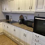 Apartamento Entero Con Terraza En El Centro De Rubi