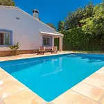 Villa Nomad