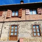 Casa Rustica En Dobres Con Vistas A La Montana