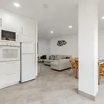 Modern Apartment Steps From The Beach