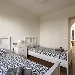 Lightbooking Pueblo Majorero Piscina Climatizada