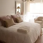 Bonito Y Luminoso Apartamento En Rosalia De Castro
