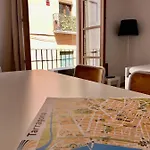 Acogedor apartamento con vistas a plaza Fórum.