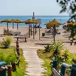 Sun Coast Benalmádena -- Superb studio with 4 pools, gardens&breakfast