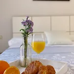 Sunset Bay Vilanova
