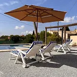 Casa Amor - Caseta - 1 Bedroom Apartment With Shared Pool & Jacuzzi Close To Parque Regional Sierra Del Carche, Hiking Trails & Striking Views