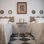 Gatu Premium Apartamento Palacio Oneto Con Jardin Privado \