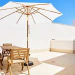 La Casita Verde, Con Parking
