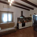 El Escondite