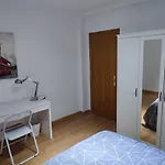Bedroom To Rent In The Beach