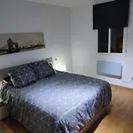 Bedroom To Rent In The Beach