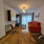 13B01 Apartamento Con Terraza Y Garaje